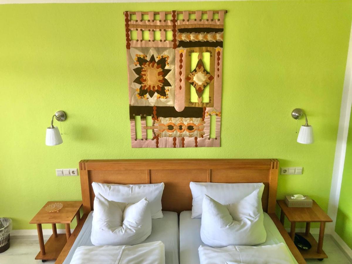 Haus Am Kurpark Hotel เชิมแบร์ก ภายนอก รูปภาพ